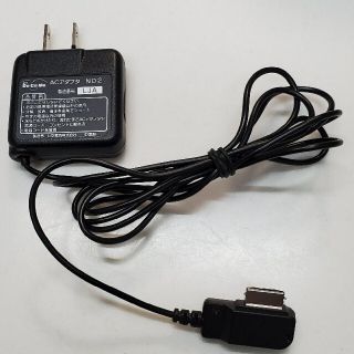 エヌティティドコモ(NTTdocomo)のFOMA用ACアダプタ　N02(バッテリー/充電器)