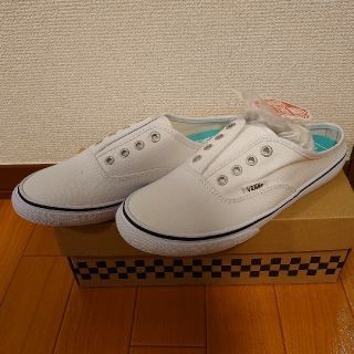 ヴァンズ(VANS)のVANS スニーカー サンダル 白 24cm(スニーカー)