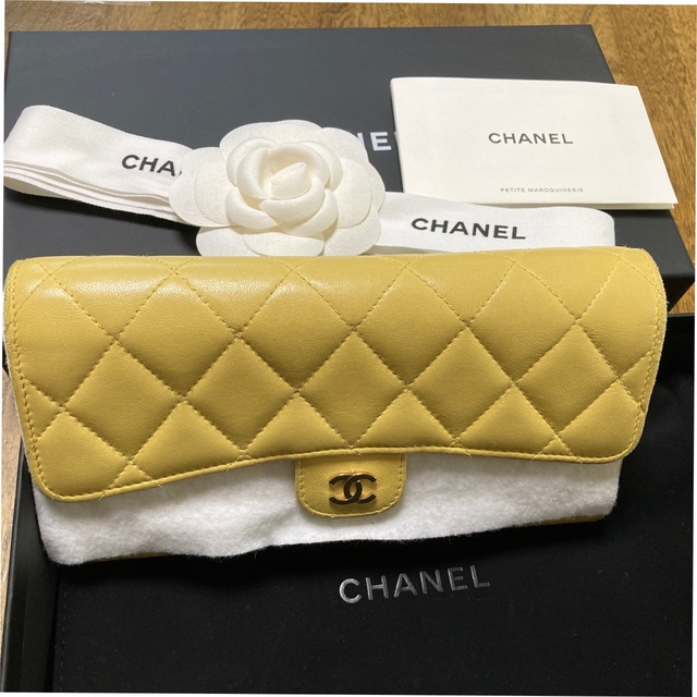 CHANEL(シャネル)のCHANEL  シャネル  マトラッセ　ロングウォレット　長財布　美品 レディースのファッション小物(財布)の商品写真