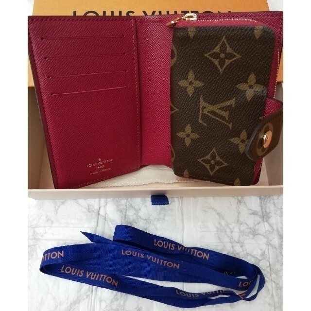 LOUIS VUITTON(ルイヴィトン)のルイヴィトン　ポルトフォイユ・ジュリエット　財布　新品 レディースのファッション小物(財布)の商品写真