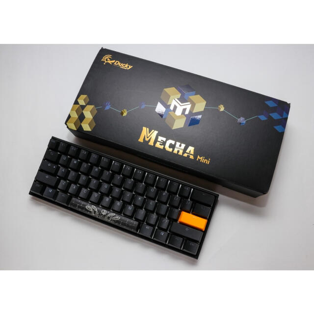 Ducky Mecha Mini RGB 60% version 静音赤軸
