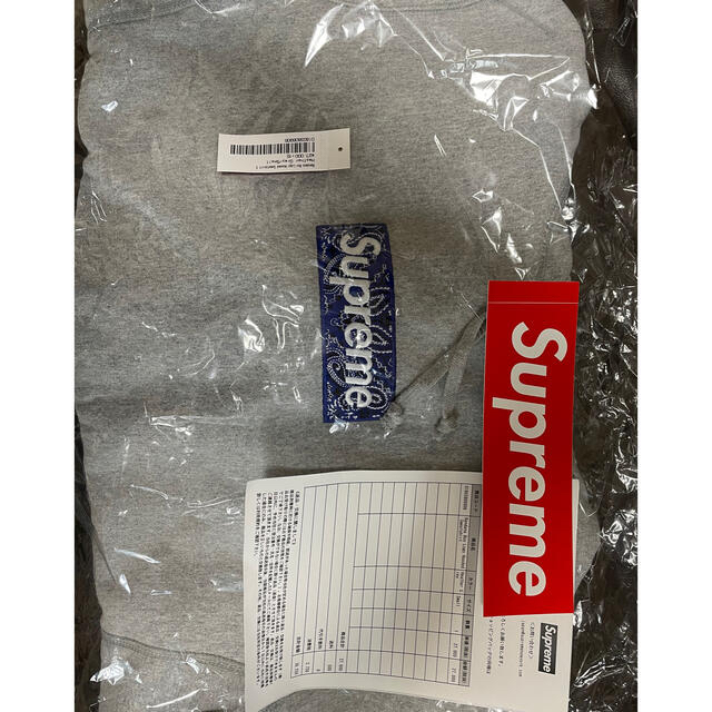 Supreme(シュプリーム)のsupreme bandana box logo hooded メンズのトップス(パーカー)の商品写真