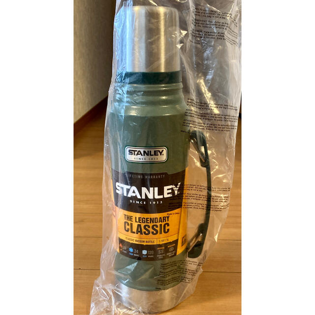 Stanley(スタンレー)のSTANLEY スタンレー 水筒 1リットル  スポーツ/アウトドアのアウトドア(食器)の商品写真