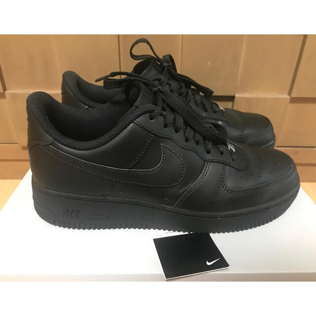 NIKE エアフォース1 07 ブラック　27cm