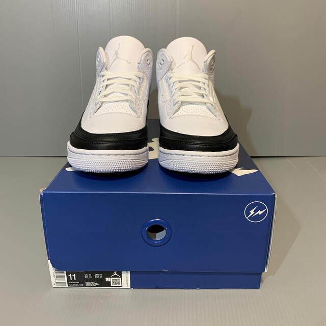 FRAGMENT(フラグメント)のFRAGMENT × NIKE AIR JORDAN 3 WHITE/BLACK メンズの靴/シューズ(スニーカー)の商品写真