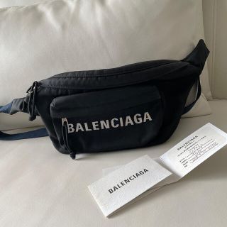 バレンシアガ(Balenciaga)のBALENCIAGAボディーバック＊美品(ボディーバッグ)