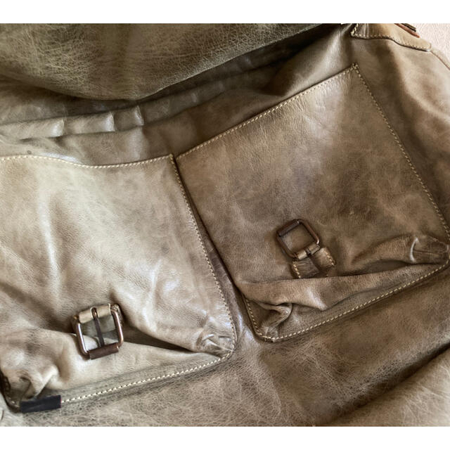 BELSTAFF(ベルスタッフ)のベルスタッフ レザー　ショルダーバッグ メンズのバッグ(ショルダーバッグ)の商品写真