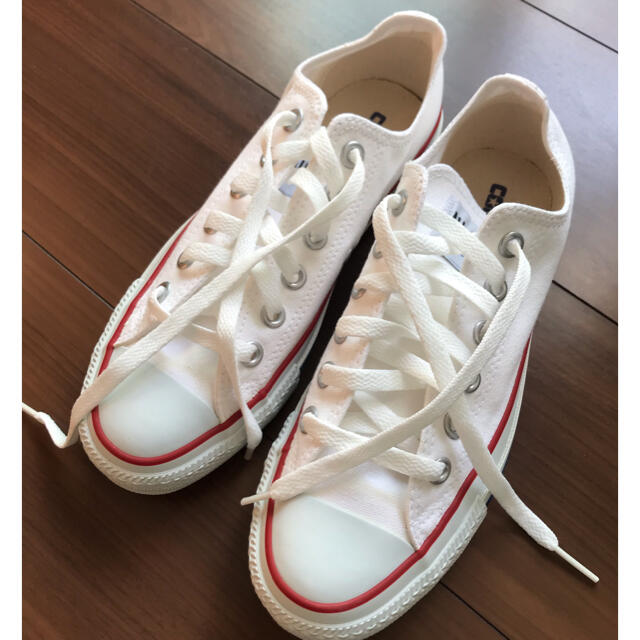 CONVERSE(コンバース)の*新品　コンバース白スニーカー レディースの靴/シューズ(スニーカー)の商品写真