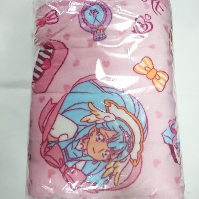 BANDAI(バンダイ)のHUGっと!プリキュア お昼寝敷きパッド キッズ/ベビー/マタニティの寝具/家具(敷パッド)の商品写真