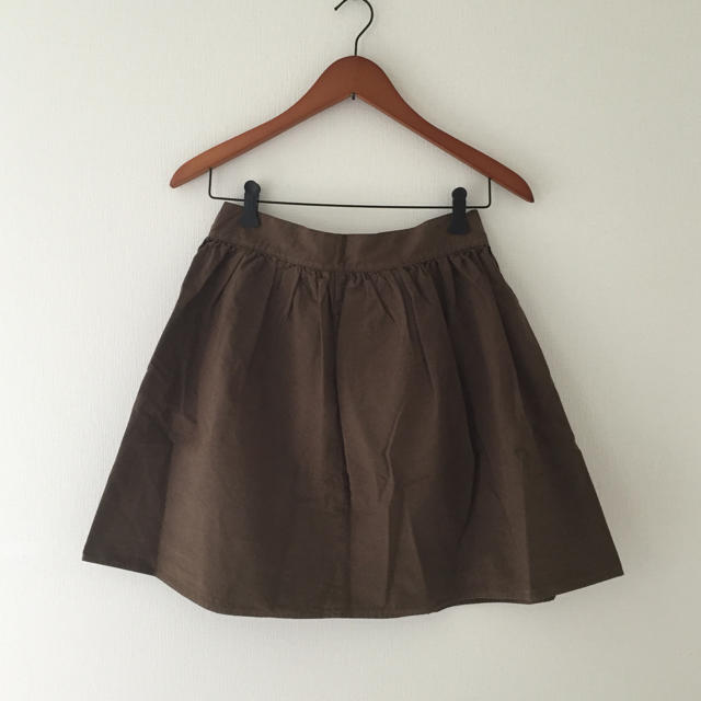 DEUXIEME CLASSE(ドゥーズィエムクラス)のドゥーズィエム♡フレアスカート✳︎カーキ レディースのスカート(ひざ丈スカート)の商品写真