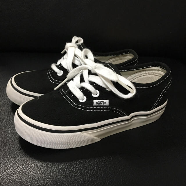 VANS(ヴァンズ)のvans キッズ/ベビー/マタニティのキッズ靴/シューズ(15cm~)(スニーカー)の商品写真