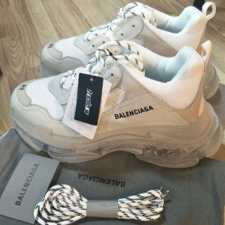 balenciaga triple s size 40