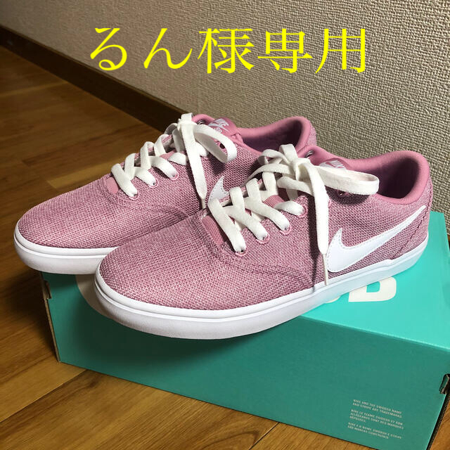 NIKE(ナイキ)のるん様専用 NIKE ナイキ スニーカー 25.5cm メンズの靴/シューズ(スニーカー)の商品写真