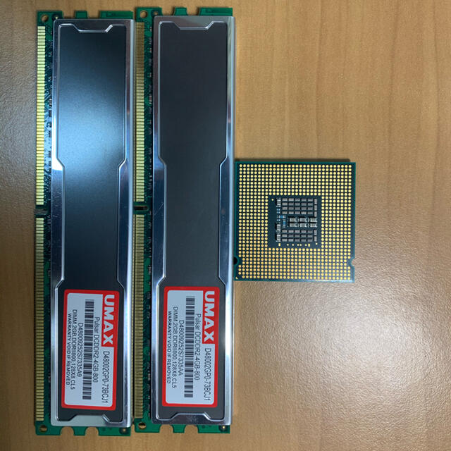 Intel Core2 Quad Q9550 Ddr2 2gb 2枚 4gb の通販 By ゴジラ S Shop ラクマ