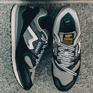 KARHU - 100周年記念モデル KARHU シンクロンクラシックの通販 ...