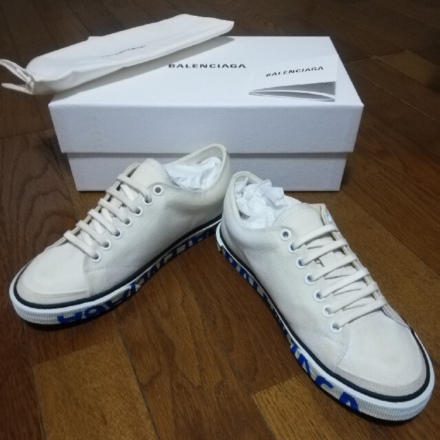 BALENCIAGA キャンバス スニーカー ホワイト ダメージ加工 【着後 ...