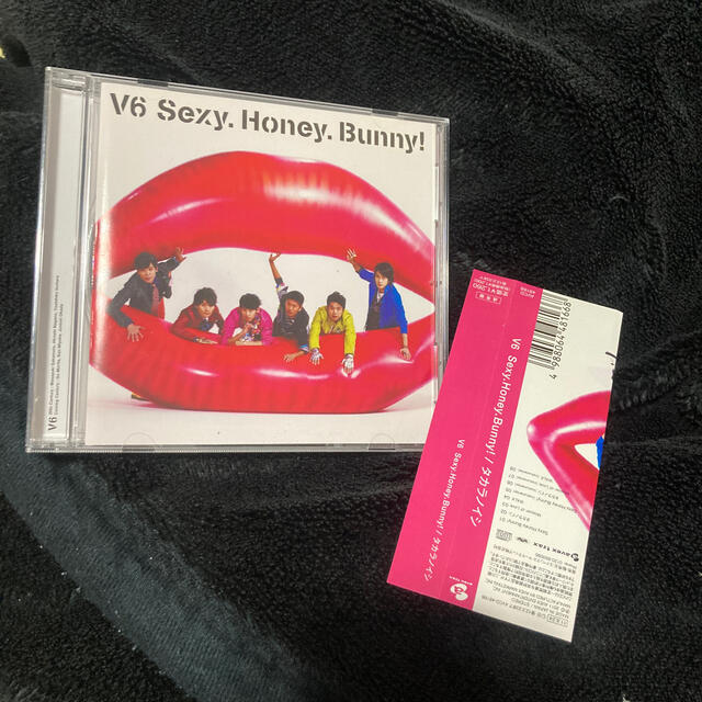 V6(ブイシックス)のV6 Sexy.Honey.Bunny！Mission of Love WALK エンタメ/ホビーのCD(ポップス/ロック(邦楽))の商品写真