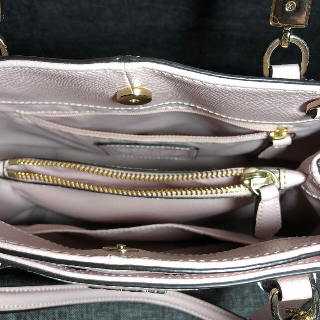 COACH(コーチ)の超美品 COACH ミネッタ クロスボディー ショルダーバッグ レディースのバッグ(ショルダーバッグ)の商品写真