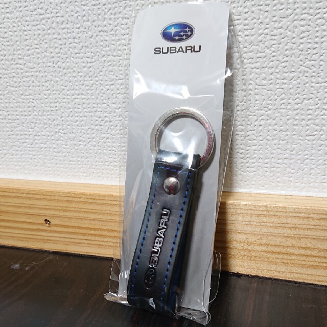 スバル(スバル)のSUBARU　レザーキーホルダー メンズのファッション小物(キーホルダー)の商品写真