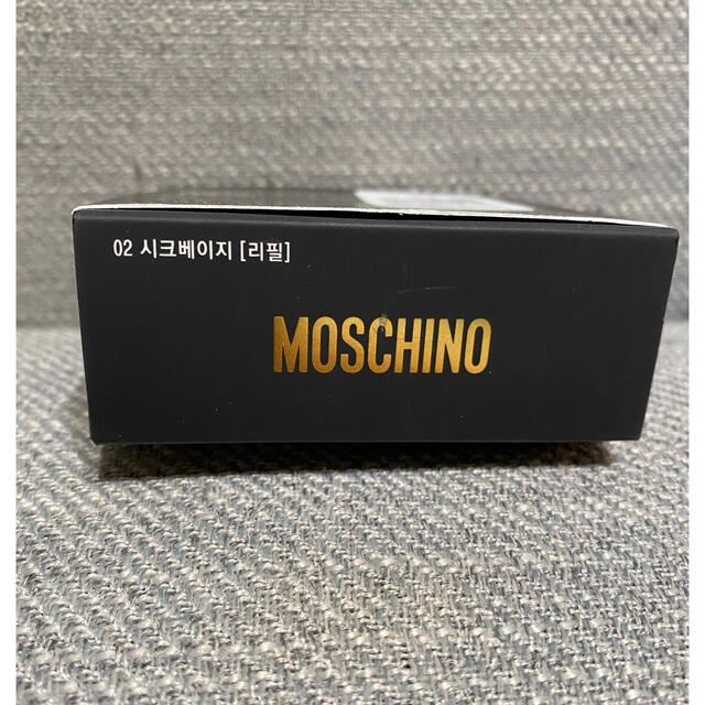 MOSCHINO(モスキーノ)のモスキーノ　クッションファンデ　リフィル　02カラー コスメ/美容のベースメイク/化粧品(ファンデーション)の商品写真