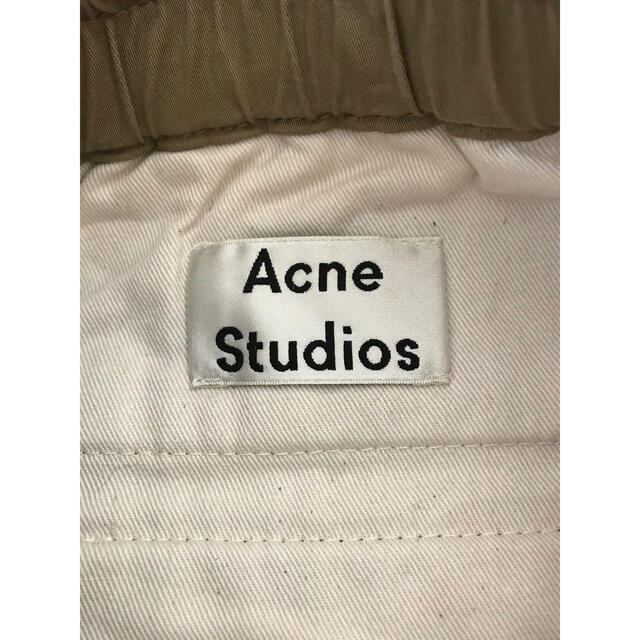 ACNE(アクネ)のアクネストゥディオズ　パンツ　ベージュ　19SS メンズのパンツ(チノパン)の商品写真