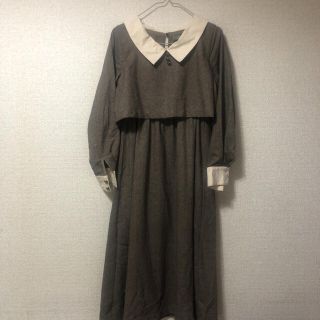 礼拝に向かうワンピース　描く彼女のベレー帽　新品