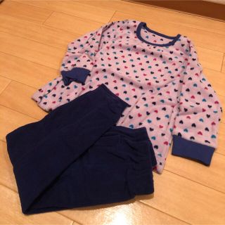 ユニクロ(UNIQLO)の1,500円＋税　UNIQLO マイクロフリース　パジャマ　100㌢(パジャマ)