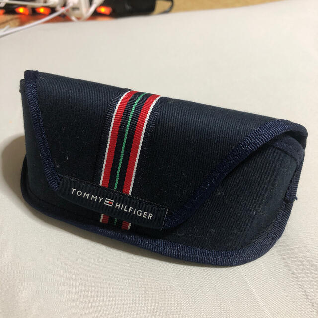 TOMMY HILFIGER(トミーヒルフィガー)のトミーフィルガー　サングラス レディースのファッション小物(サングラス/メガネ)の商品写真