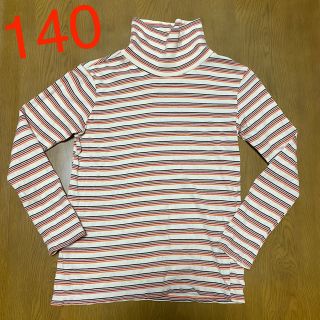 ユニクロ(UNIQLO)のユニクロ　キッズ　トップス　140(Tシャツ/カットソー)