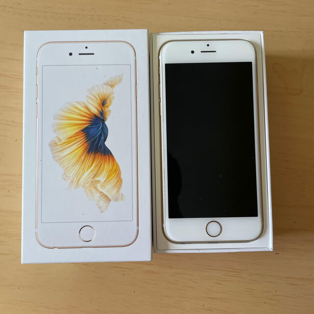 iPhone(アイフォーン)のiPhone6s 32G スマホ/家電/カメラのスマートフォン/携帯電話(スマートフォン本体)の商品写真