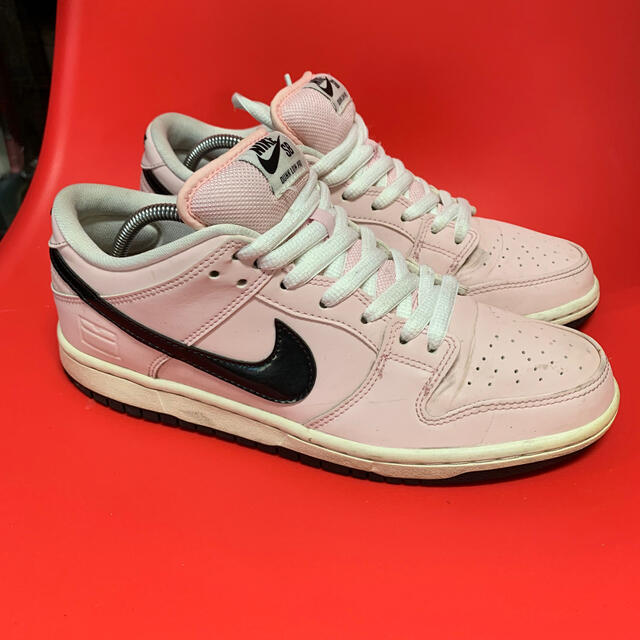 nike sb dunk low pink box