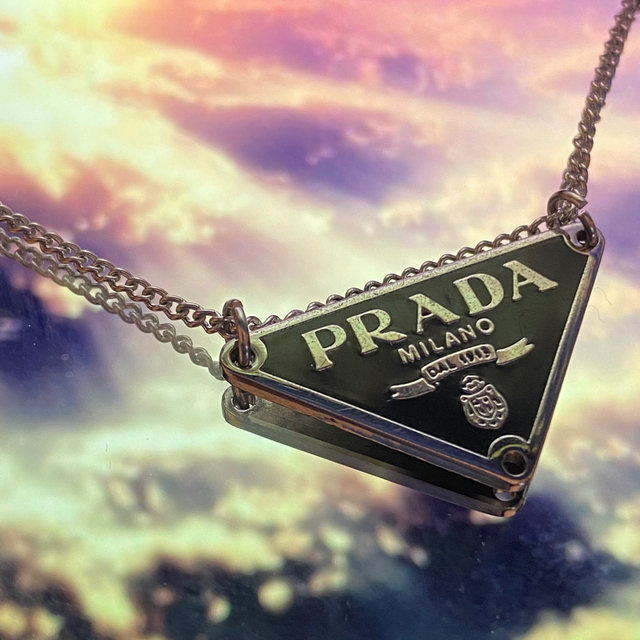 PRADA(プラダ)のプラダ　ネックレス（黒） レディースのアクセサリー(ネックレス)の商品写真