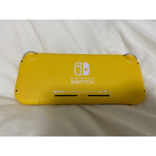 Nintendo Switch(ニンテンドースイッチ)のNintendo Switch Lite ライト　イエロー エンタメ/ホビーのゲームソフト/ゲーム機本体(家庭用ゲーム機本体)の商品写真