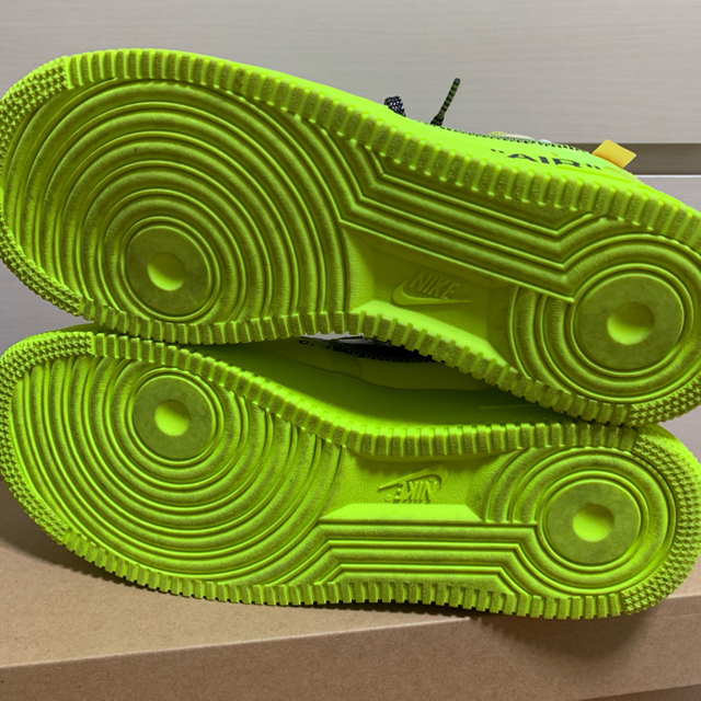 NIKE×Off-White  エアフォース1 volt