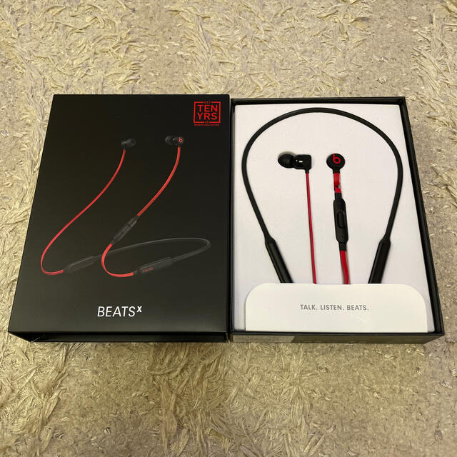 Beats by Dr Dre(ビーツバイドクタードレ)のbeats X Bluetoothイヤホン スマホ/家電/カメラのオーディオ機器(ヘッドフォン/イヤフォン)の商品写真