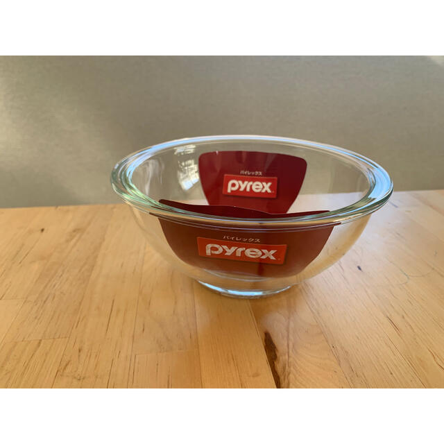 Pyrex(パイレックス)のpyrex パイレックス 計量カップ　強化ガラス　Br 軽量メジャーカップ　透明 インテリア/住まい/日用品のキッチン/食器(調理道具/製菓道具)の商品写真