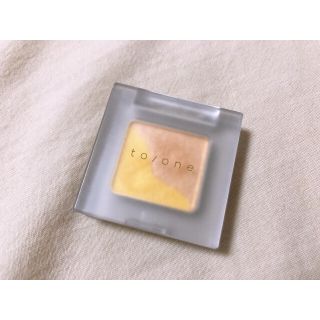 コスメキッチン(Cosme Kitchen)のto / one ペタルアイシャドウ(アイシャドウ)