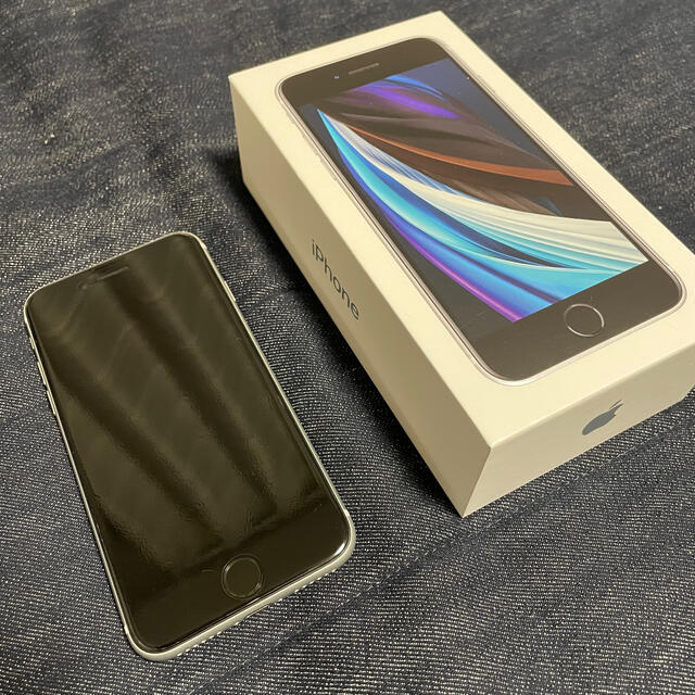 2022新春福袋】 Apple - iPhone SE 第二世代 256GB ホワイト SIMフリー