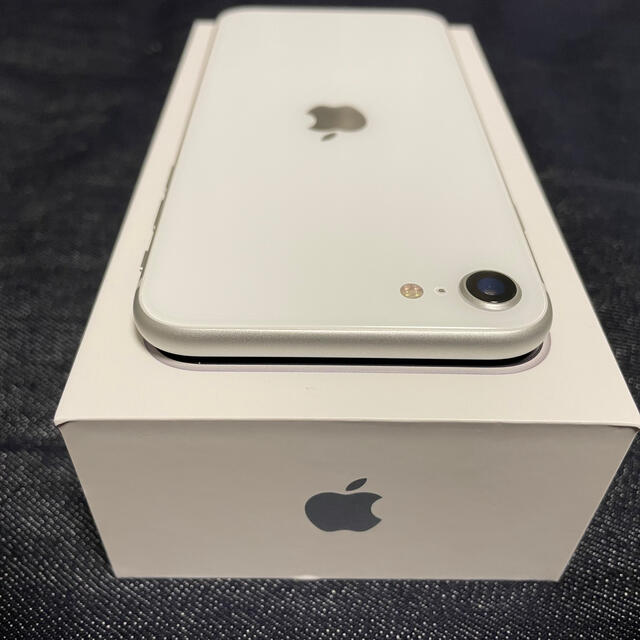 iPhone SE 第二世代　256GB  ホワイト SIMフリー