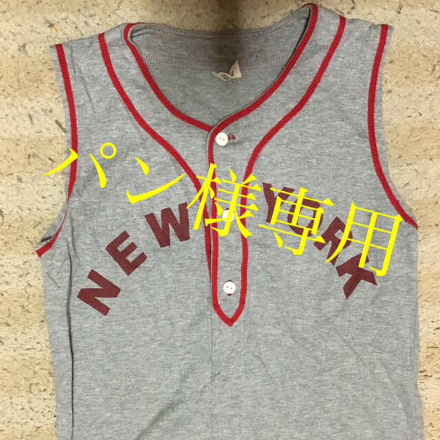 グレー ベースボールシャツ風ノースリ キッズ/ベビー/マタニティのキッズ服男の子用(90cm~)(Tシャツ/カットソー)の商品写真