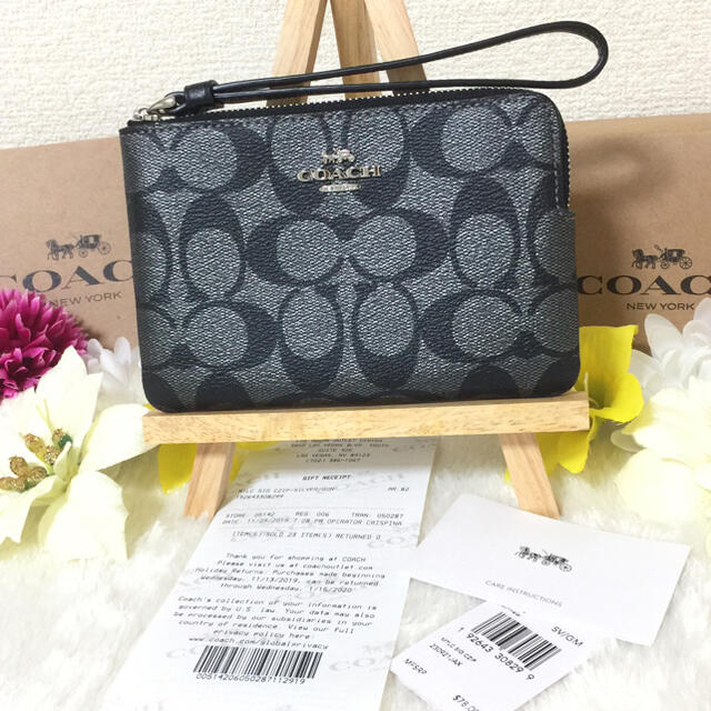 COACH ﾒﾀﾘｯｸ ﾎﾟｰﾁ 小物入れ ﾘｽﾄﾚｯﾄ ｺｰﾅｰｼﾞｯﾌﾟ