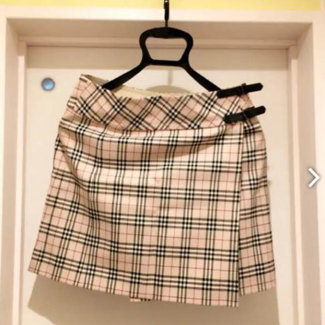 BURBERRY(バーバリー)のBURBERRY レディースのスカート(ミニスカート)の商品写真