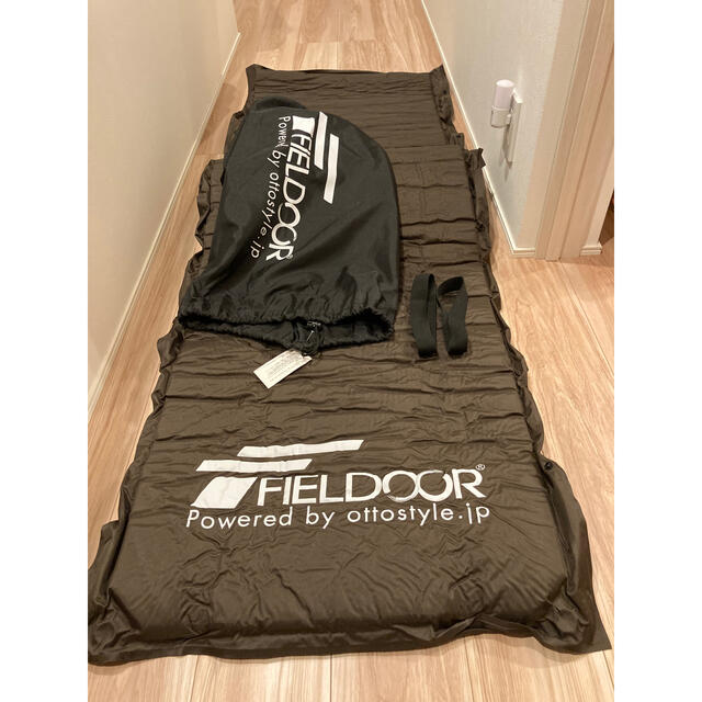 FIELDOOR(フィールドア)の① FIELDOORフィールドア 10cm厚 Sサイズ インフレータブルマット スポーツ/アウトドアのアウトドア(寝袋/寝具)の商品写真