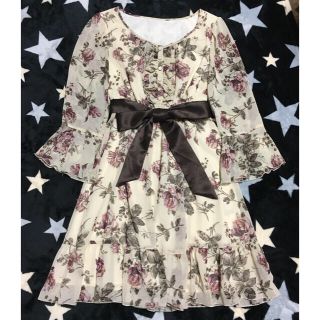 レストローズ(L'EST ROSE)のやこ 様 専用♡レストローズ ♡新品♡ 2点おまとめ(ひざ丈ワンピース)