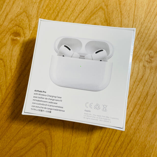 Apple(アップル)の【新品未開封】国内正規品 Apple Air Pods Pro エアーポッズプロ スマホ/家電/カメラのオーディオ機器(ヘッドフォン/イヤフォン)の商品写真