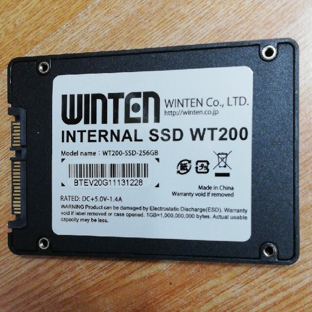 WT200　新品SSD　256ギガ 1