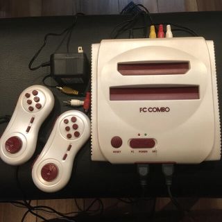 スーパーファミコン(スーパーファミコン)のFC COMBO エフシーコンボ 本体(家庭用ゲーム機本体)