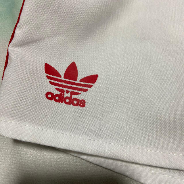 adidas(アディダス)のショートパンツ adidas DESCENTE メンズのパンツ(ショートパンツ)の商品写真