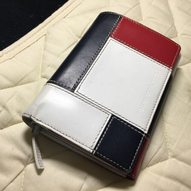 TOMMY HILFIGER(トミーヒルフィガー)のトミーヒルフィガー 財布 レディースのファッション小物(財布)の商品写真