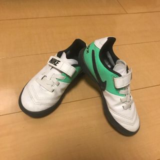 ナイキ(NIKE)のNIKE キッズ　サッカーシューズ　17㎝(スニーカー)